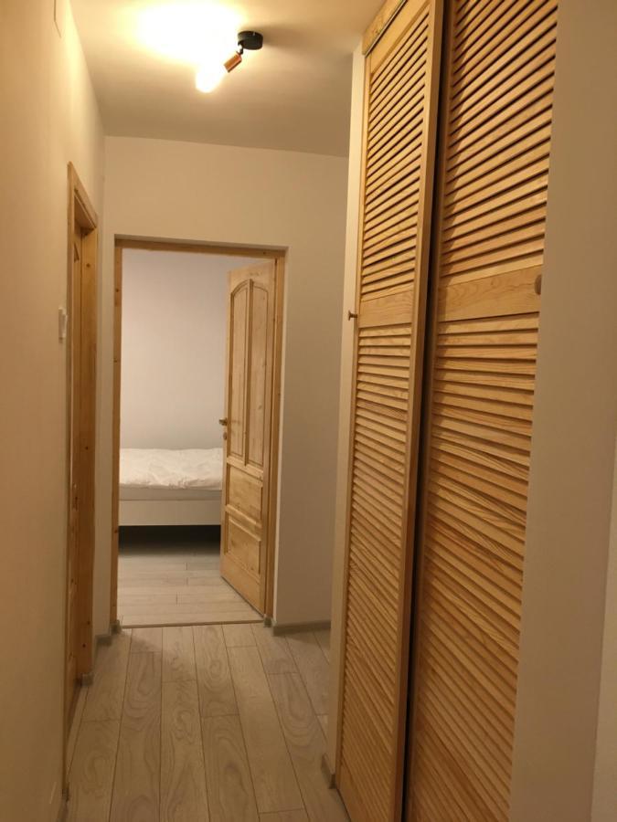 Patricia Apartment シナヤ エクステリア 写真